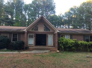 215 Brogdon Rd, Fayetteville, GA 30214