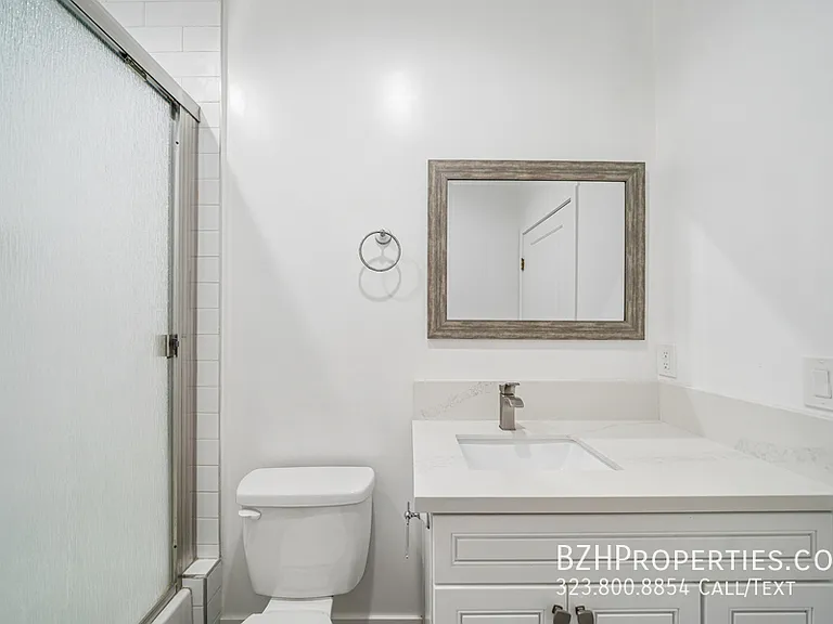 6006-6002 Klump Ave — Photo 58