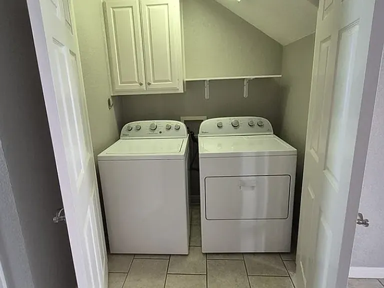 2011 S 7th St #6B — Photo 18