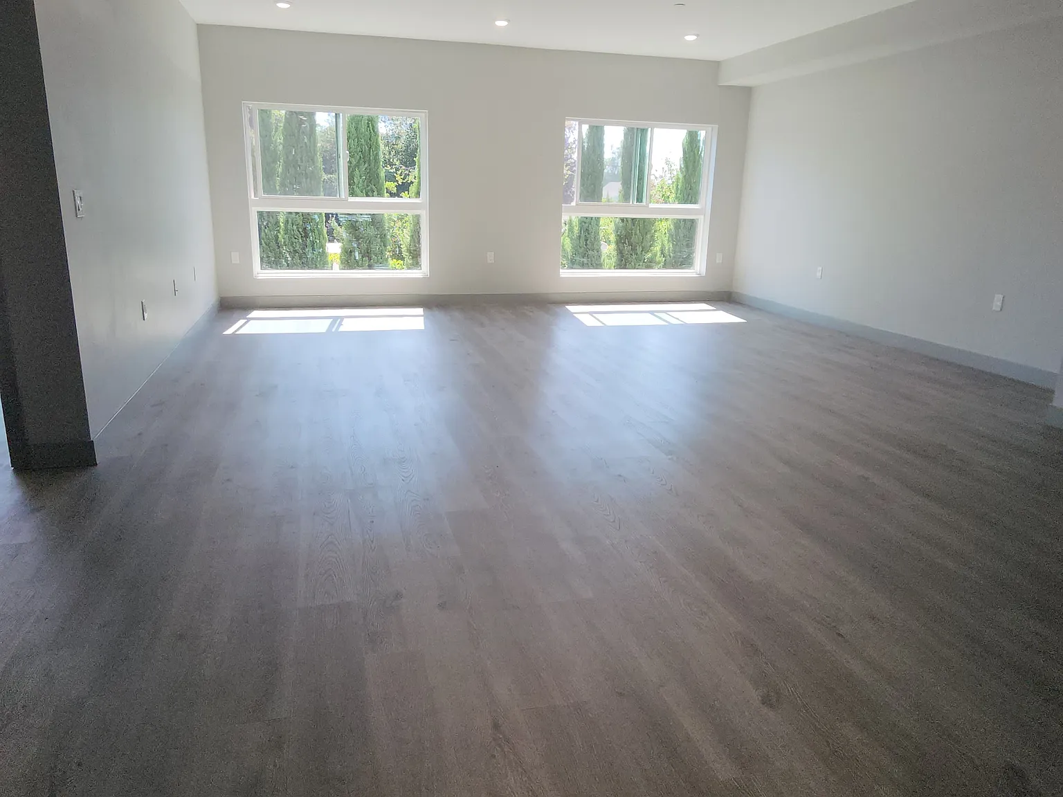 3 bed, 1702 sqft, $3,800 — Photo 2