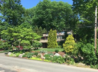 29 Lake Dr, New Milford, CT 06776
