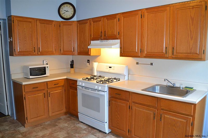 3rd image of 184-186 N ALLEN Street