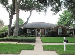 15815 Longvale Dr, Houston, TX 77059