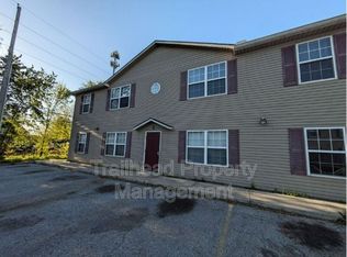 215 S Hudson St APT C4, Buckner, MO 64016