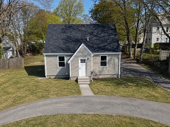 121 Durfee St, New Bedford, MA 02740