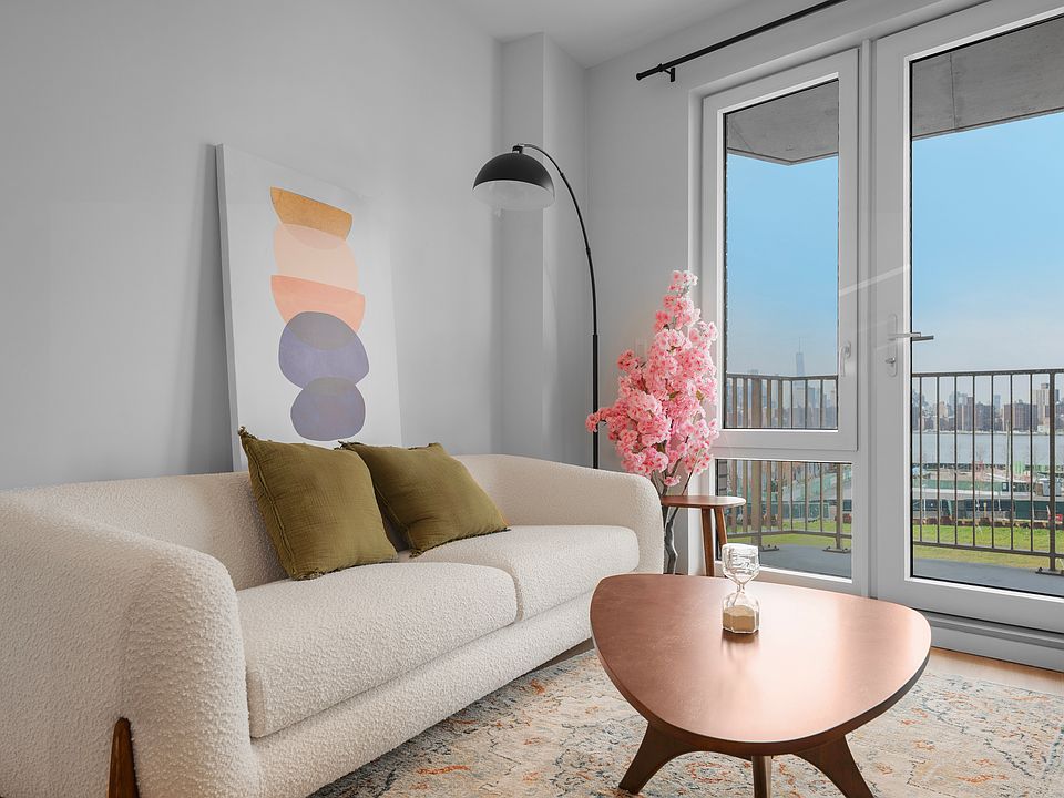 1st image of 16 West St #632