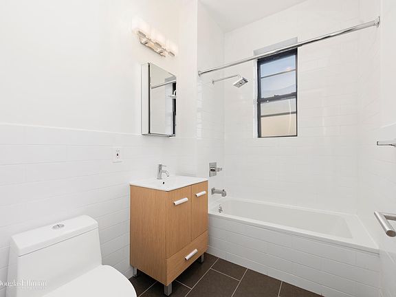 3rd image of 609 W 137th St APT 32