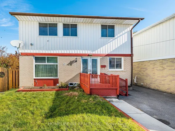 35 Greenbush Ct, Brampton, ON L6S 2K2