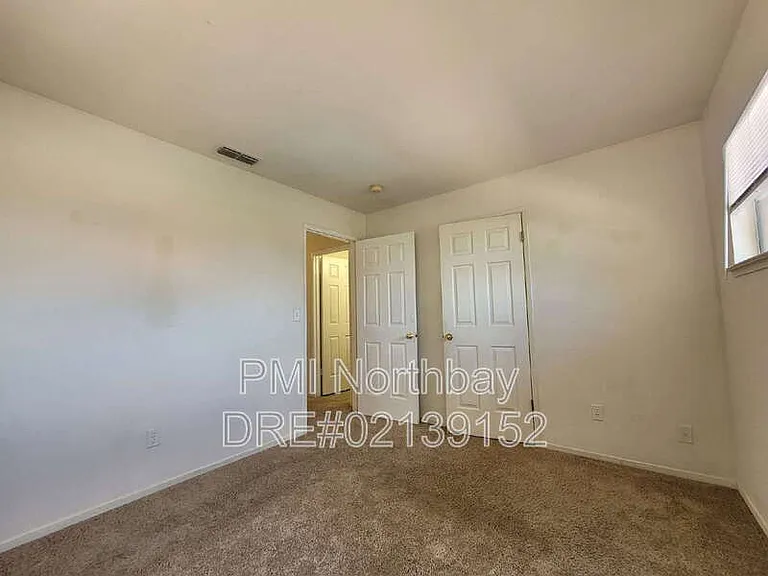 937 Iron Dr — Photo 8