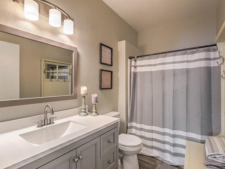 8250 N Grand Canyon Dr #1055 — Photo 5