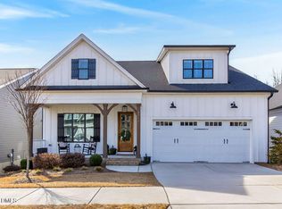 2904 Meadow Bluffs Way, Fuquay Varina, NC 27526