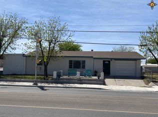 1302 Champ Clark Ave, Artesia, NM 88210