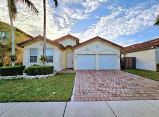 9160 Sw 153 Pg, MIAMI, FL 33196