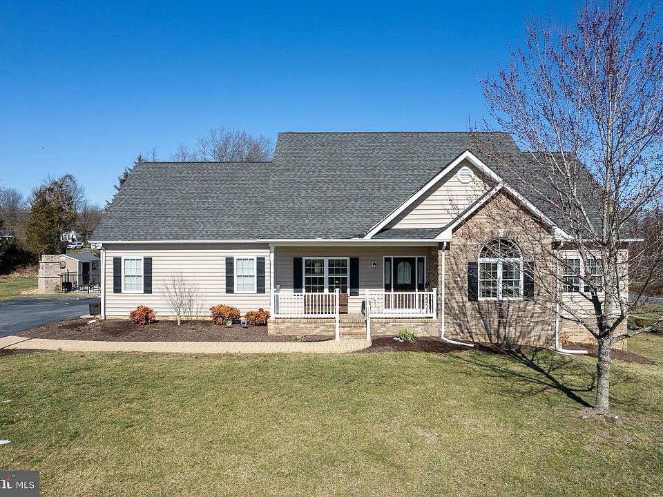 1022 W Spring St, Woodstock, VA 22664 Zillow