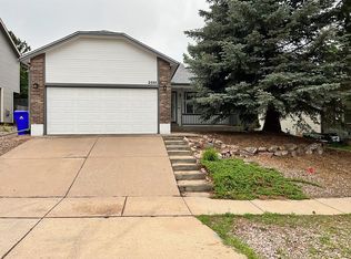 2555 Lyncrest Dr, Colorado Springs, CO 80918