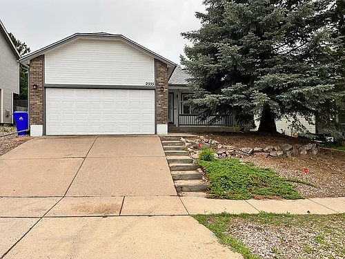 2555 Lyncrest Dr Photo 1
