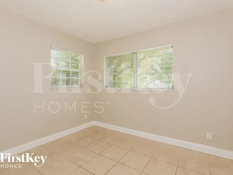 6487 SW 26th St — Photo 11