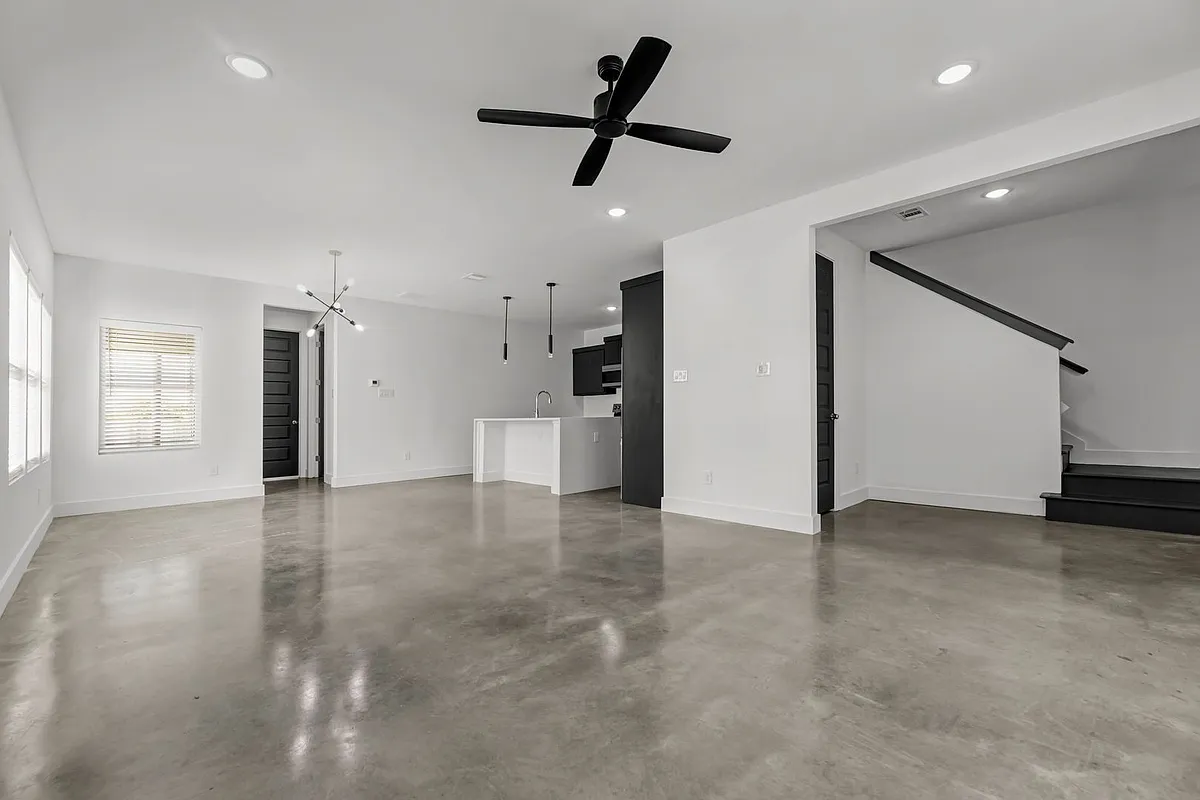 Building Photo - 3013 Alpha Wolf Ct
