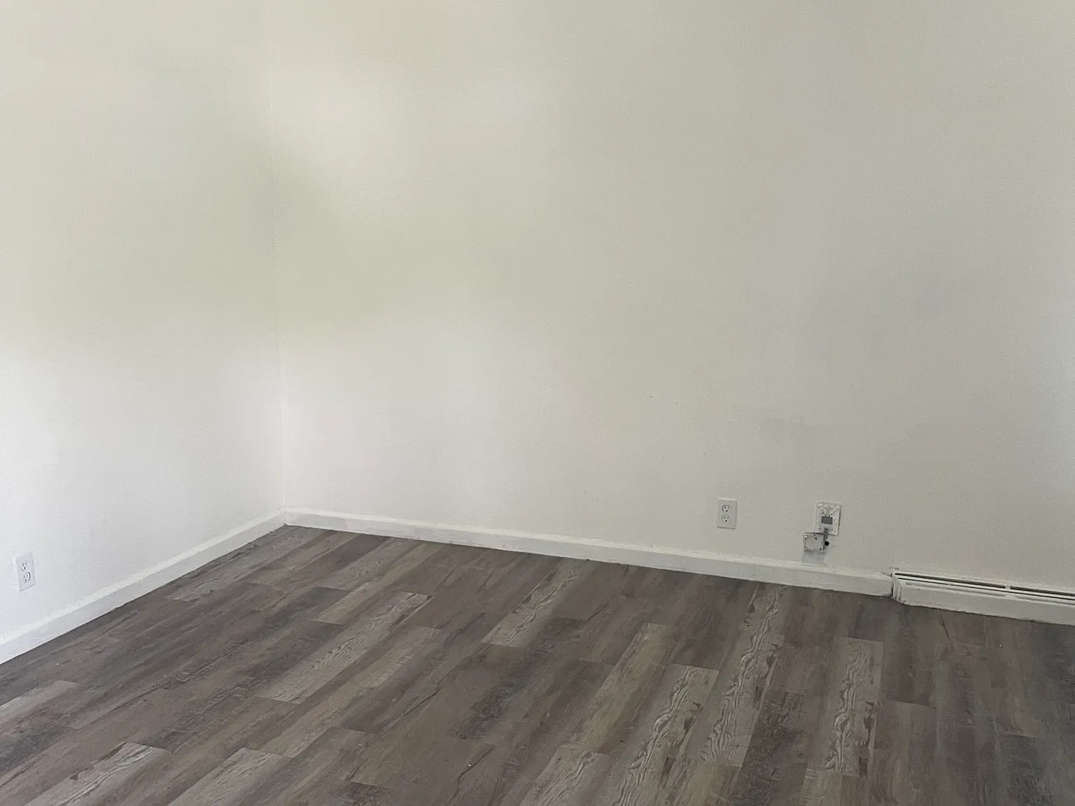 2 bed, 765 sqft, $1,400 — Photo 3