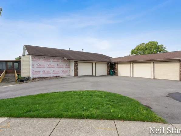 2858 Porter Ct SW, Grandville, MI 49418