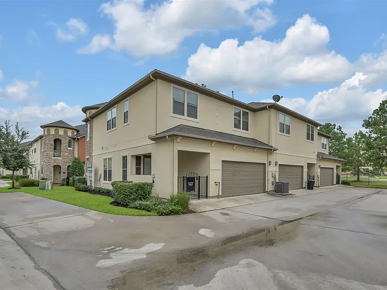 14546 San Pietro Dr — Photo 25