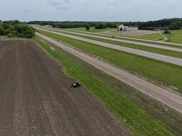 N Frontage Rd, Columbus, MS 39701