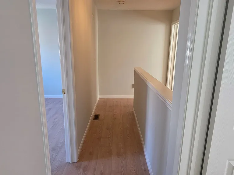 1134 Barclay Cir — Photo 21