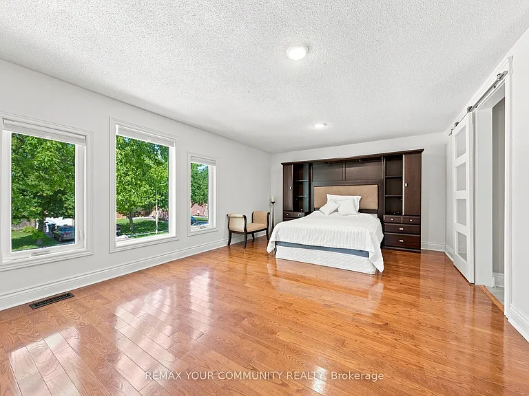 1544 Greenbriar Dr — Photo 20