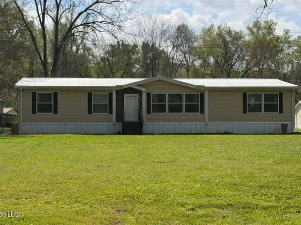 47 Newell Rd, Natchez, MS 39120
