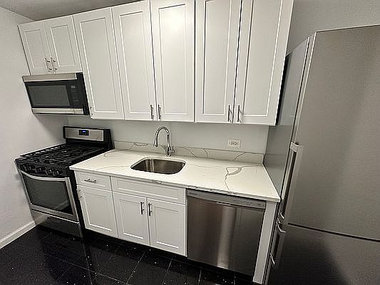 1st image of 305 E 86th St #7FE