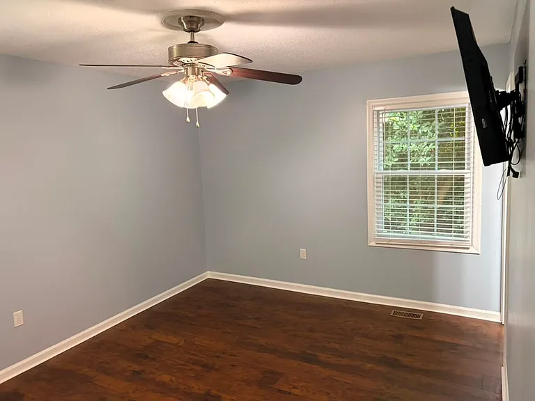 2428 Michael Dr — Photo 23