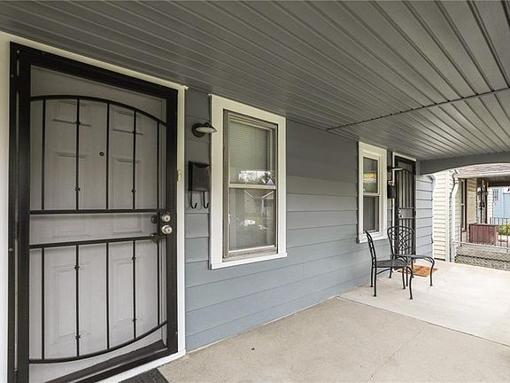 5th image of 1213 N Grant Ave