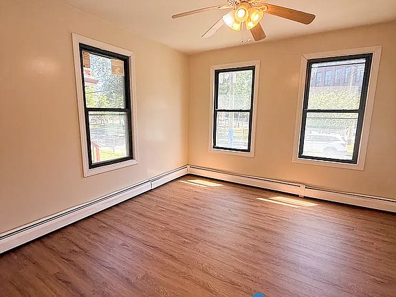 4th image of 47 Orange St