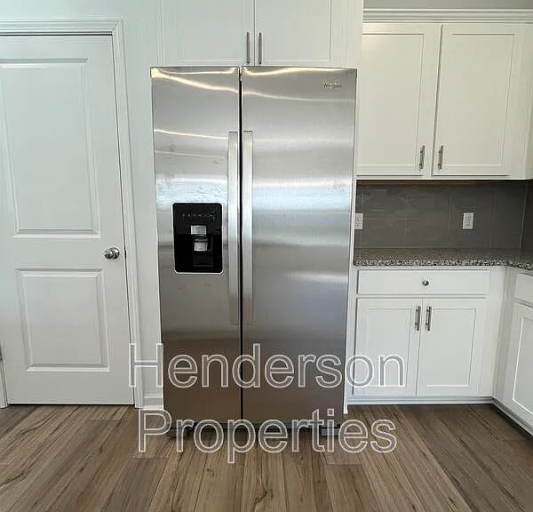 2100 Cobble Ct — Photo 9