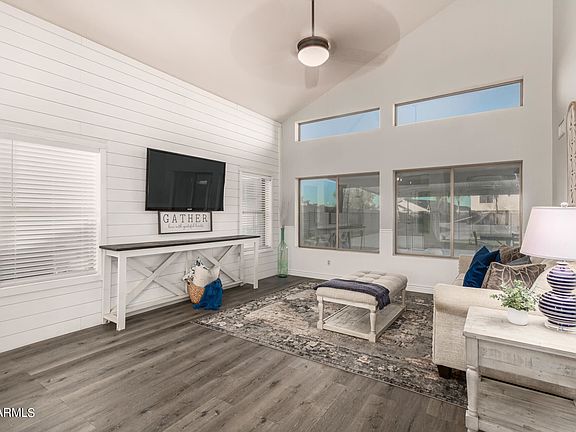 5th image of 2056 W Half Moon Cir