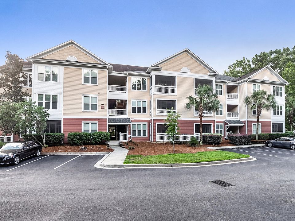 1st image of 500 Bucksley Ln Unit 107