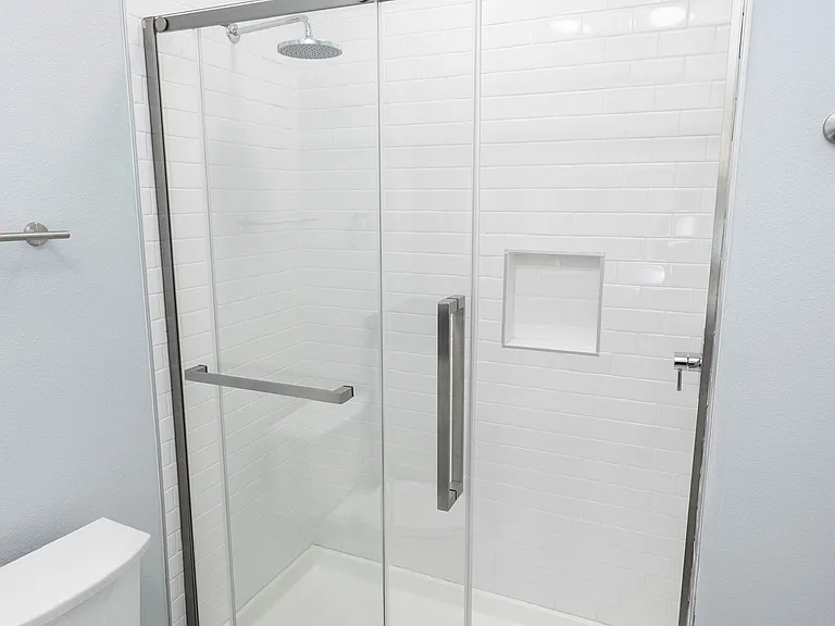 1360 N Cotton St #2B — Photo 3