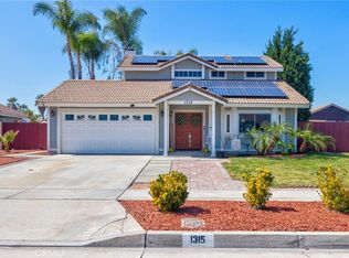 1315 Rosalie Ct, Redlands, CA 92374