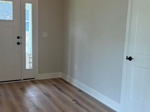 4th image of 11501 Singo Dr