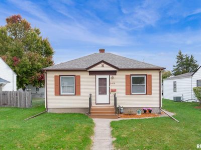2415 Pacific St, Davenport, IA, 52804