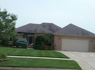 21404 Rome Dr, Macomb, MI 48044