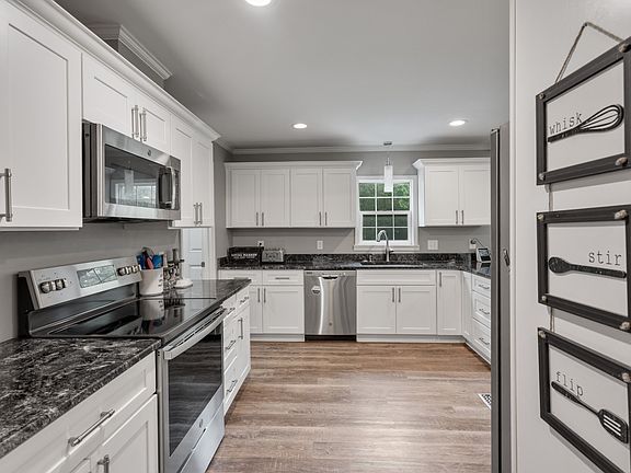 5th image of 2650 Flatwoods Rd