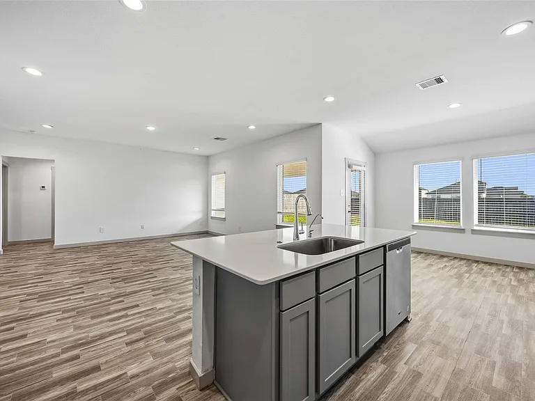 7127 Whispering Leaf St — Photo 9
