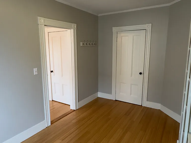 Back bonus/office room