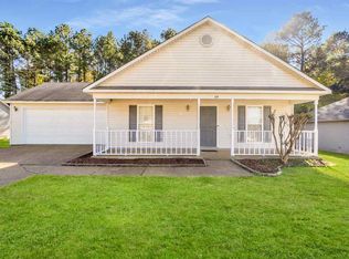 64 Berkshire Dr, Jackson, TN 38305