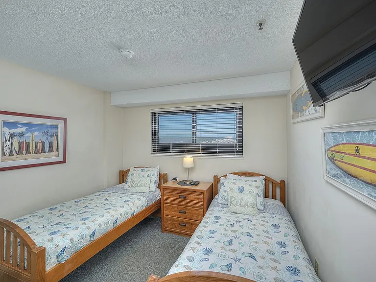 5905 S Kings Hwy #1013 — Photo 4