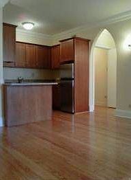 3rd image of 401 W Fullerton Pkwy APT 6