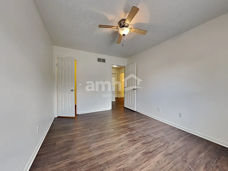 4645 Bluejay Ct — Photo 18