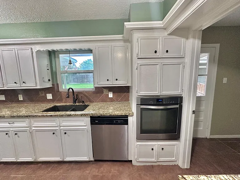 17502 Cassina Dr — Photo 18