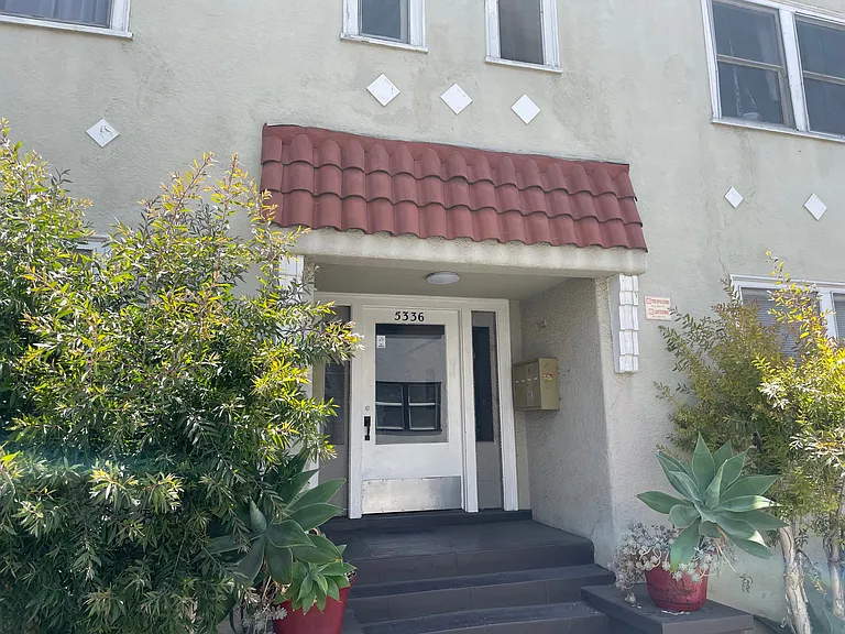 5336 Monroe St #6 — Photo 24